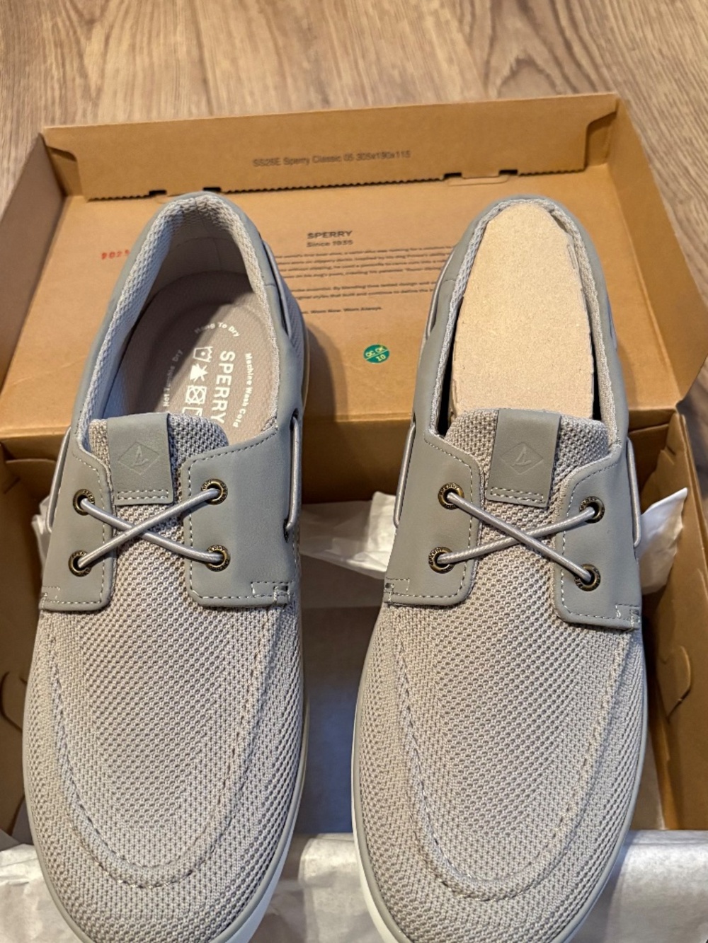 Sperry Men's Grey and White Boat-shoes